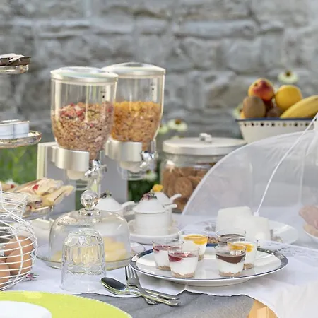 Bonafata 4* Trieste